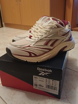 Reebok Belwave - 3