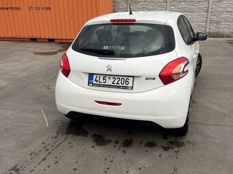 Prodam Peugeot 208 2014r najeto 45t km 1majitel Skoda F - 3