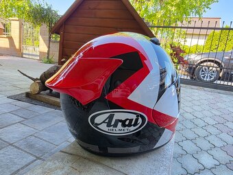 Arai Quantic Space red M - 3