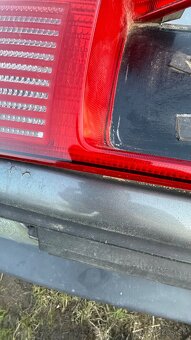 Zadný svetelný panel (heckblende) Audi 100 C4 Avant - 3