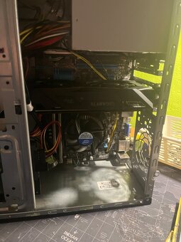 Pc i5 3570k , 16gb ram , ssd 128gbb+ 1tb hdd , gtx 1050ti - 3