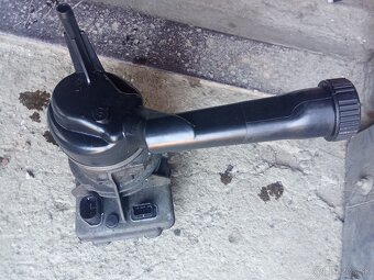 Predám elektrické servo na Citroen C4 picasso 40€ - 3