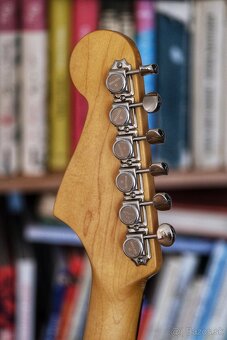 Squier Vibe Jazzmaster - 3