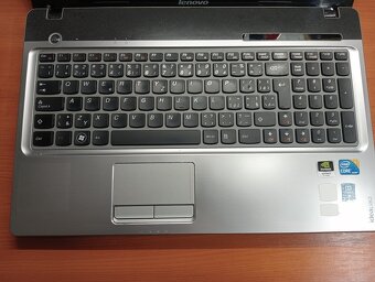 predám notebook LENOVO Z560 , WINDOWS 7 - 3