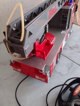VELKÉ HASIČSKÉ AUTO NA BOVDEN - 3
