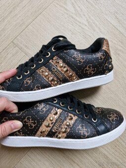 Guess cierne hnede bezove zlate monogram tenisky 36 a 38 - 3