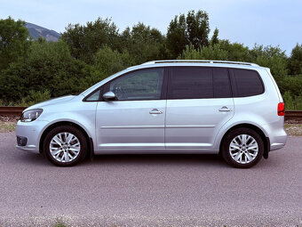 Volkswagen Touran 2.0 TDI DSG Premium Comfortline - 3