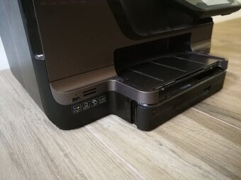 HP 8600 plus - 3