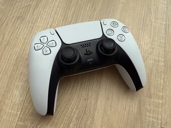 PlayStation 5 s mechanikou + 6 hier | TOP stav - 3
