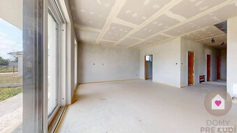 Krásny 4 izbový RD bungalov 114,25 m2 na pozemku 494 m2, Sen - 3