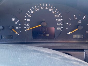 Mercedes-Benz E220 CDI - 3