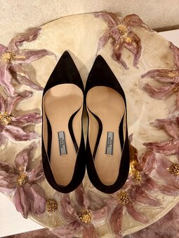 Luxusné lodičky PRADA – ikonická elegancia - 3