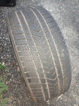 Pirelli scorpion 285 45 22 - 3
