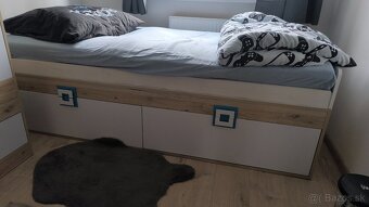 Posteľ 90 na 200 - 3