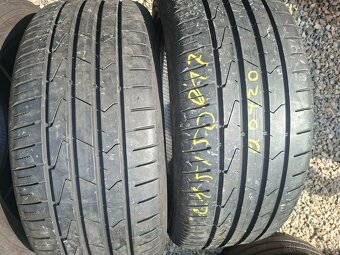 215/50R17 Hankook - 3