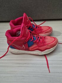 Basketbalové topánky Nike Kyrie 8 Infinity "Siren Red" - 3