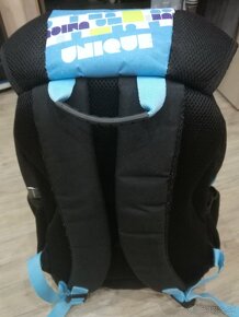 Školská taška UNIQUE s Mimoňmi - 3