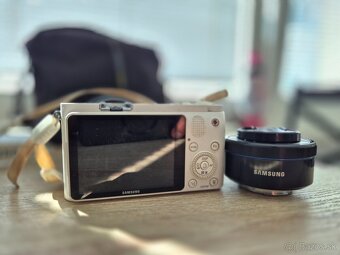 Samsung NX1100 - 3