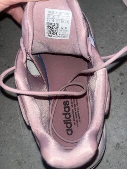 Tenisky Adidas Ozelia - 3