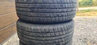 Celoročne Pneu 235/60 r18 - 3