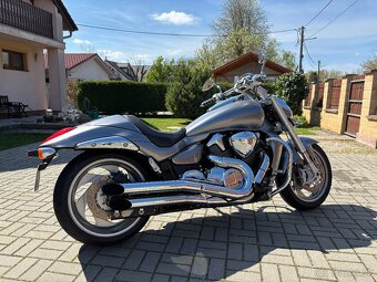 Suzuki Intruder VZR 1800 (M109R2) - 3