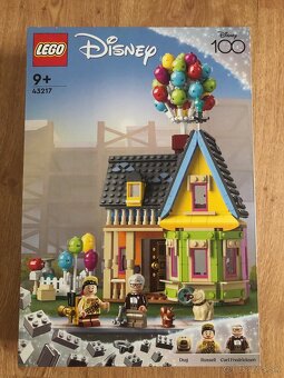 LEGO Disney 43217 Domček z filmu Hore Nové - 3