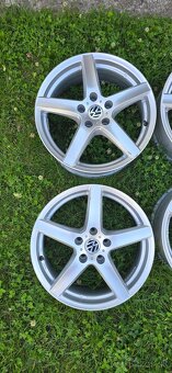 5x112,R17-Alutec-7J,et40 + možnosť pneu - 3