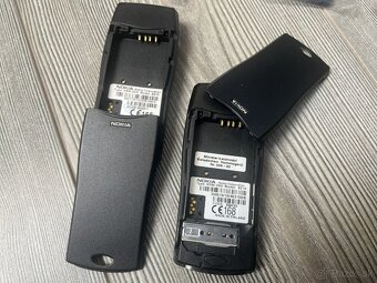 .:  Nokia 8210 - original Modra + Červená - 3