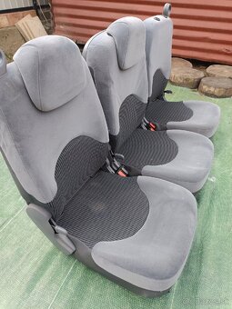 Zadné sedačky Citroen Xsara Picasso 2008 - 3