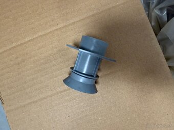 Plastovy debniaci konus, zatka - 3