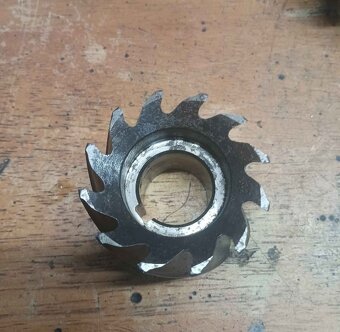 Predam celnu valcovu frezu - 3