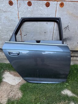 Dvere Audi a6 c6 - 3