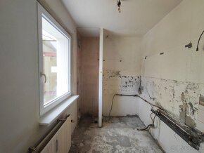 1.izbový byt s kumbálom - sídlisko Sekčov - ulica Karpatská - 3