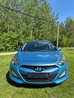Hyundai i30 1.6 CRDi DOHC 16V Comfort - 3