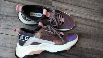 Fialové ružové tenisky Steve Madden Ajax veľ. 38
- 3