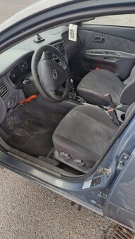 Predám KIA RIO - 3