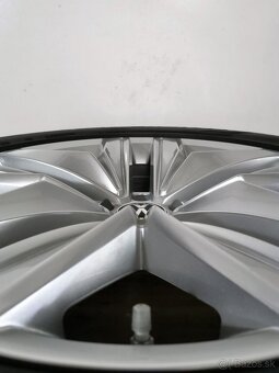 Volkswagen - orig. ALU disky 5x112 R19 - 3
