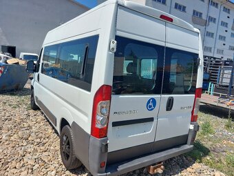 Peugeot boxer 2.2 88kw 9miest - 3