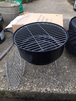 Malý prenosný gril - nový - 3