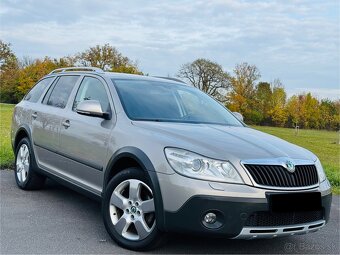Škoda Octavia Combi II 2.0 TDI CR 4x4 SCOUT - 3