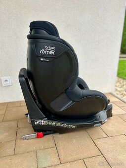 Autosedačka Britax Romer DUALFIX M i-SIZE - 3