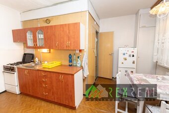 Predaj 2 izbového bytu s balkónom, Veľký Krtíš. - 3