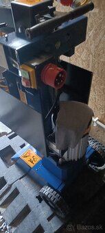 Štiepačka dreva - 3