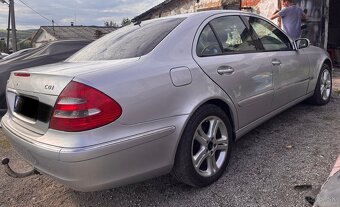 Rozpredam W211 220 CDI 110KW - 3