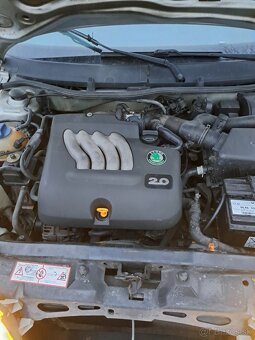 Škoda octavia 1 2.0 - 3