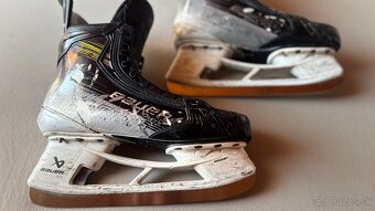 Korcule Bauer Hyperlite 2 - 3