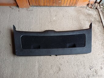 Rozpredám Volkswagen Golf 4 1.6i - 3