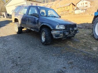 Predám Opel frontera 2,5 tds - 3