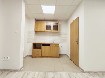 Atraktívne priestory v centre Čadce - 3