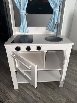 IKEA SPISIG kuchynka a VELA prislusenstva - 3